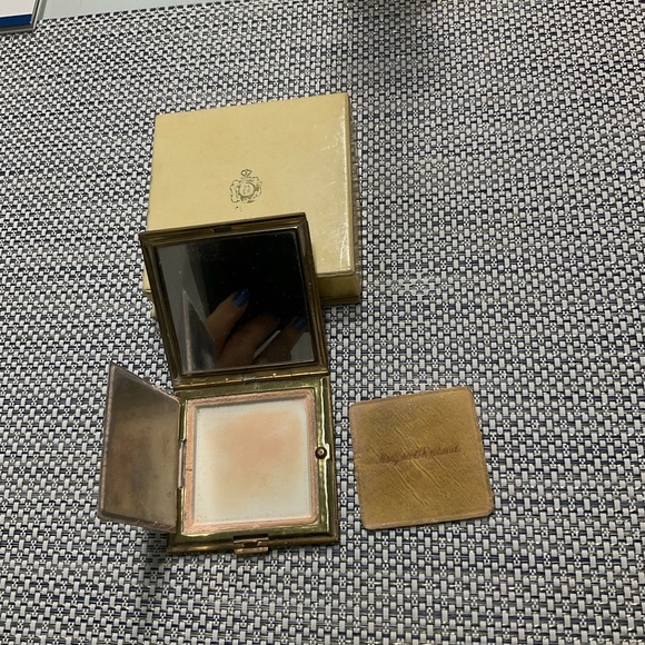 Vintage compact - Picture 3 of 5